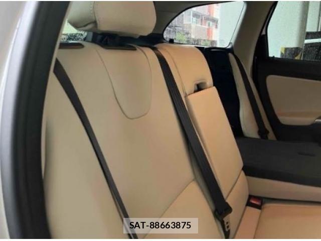 Volvo XC60 2016-09 4141171-5