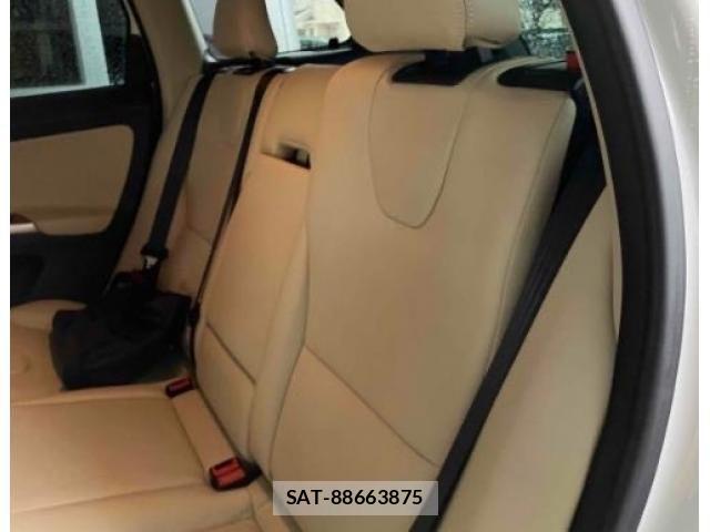 Volvo XC60 2016-09 4141171-6