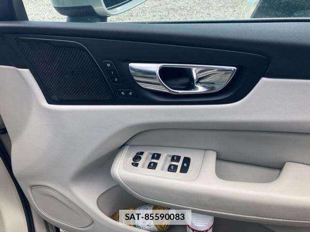 Volvo XC60 2018-07 4177823-11