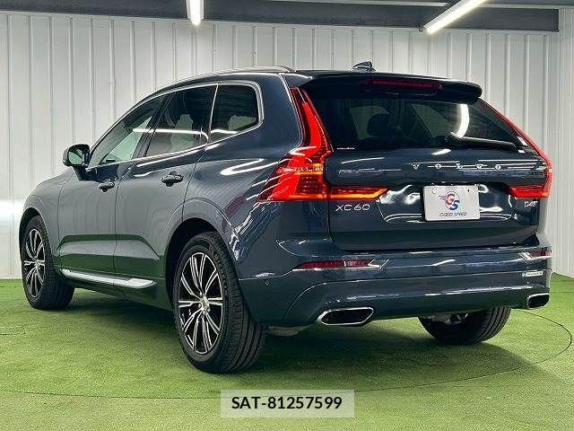 Volvo XC60 2018-05 4424880-16
