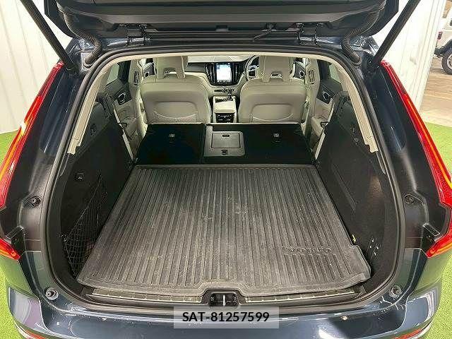 Volvo XC60 2018-05 4424880-17