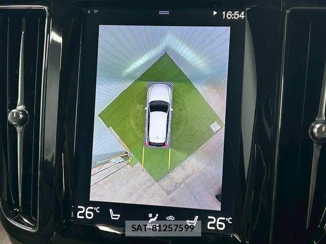Volvo XC60 2018-05 4424880-5
