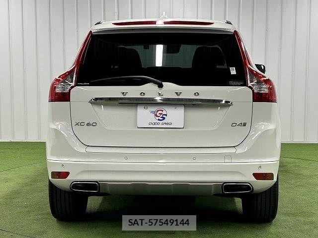 Volvo XC60 2017-03 4424888-13