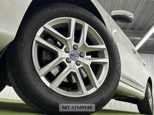 Volvo XC60 2017-03 4424888-18