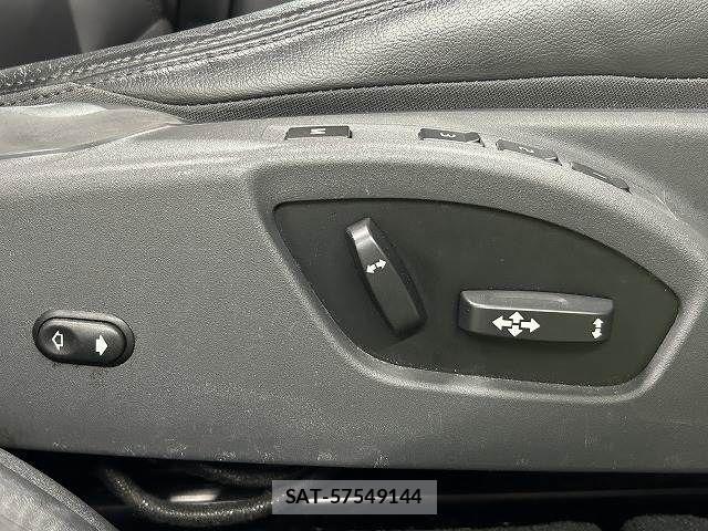 Volvo XC60 2017-03 4424888-8