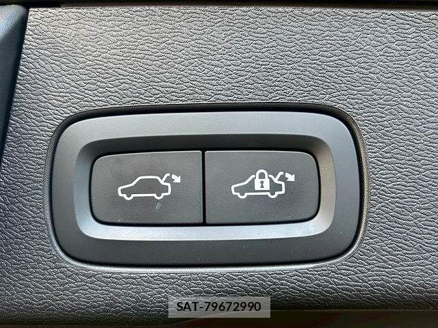 Volvo XC60 2018-07 4424884-10