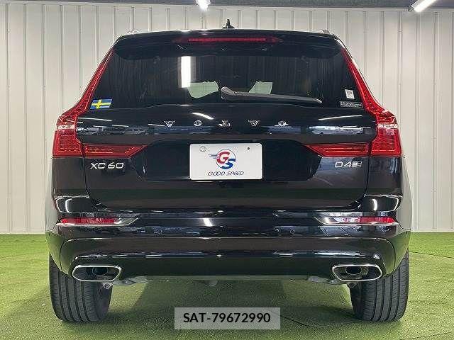 Volvo XC60 2018-07 4424884-13