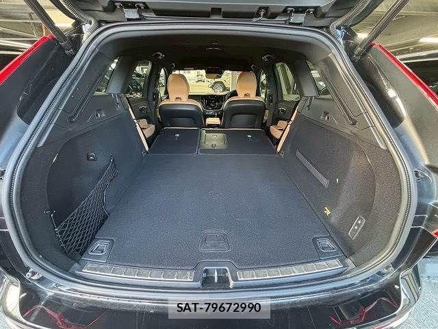 Volvo XC60 2018-07 4424884-17