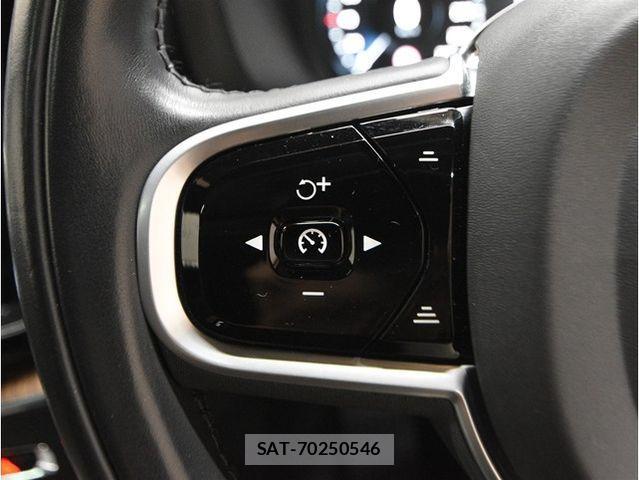 Volvo XC60 2021-06 4424874-22