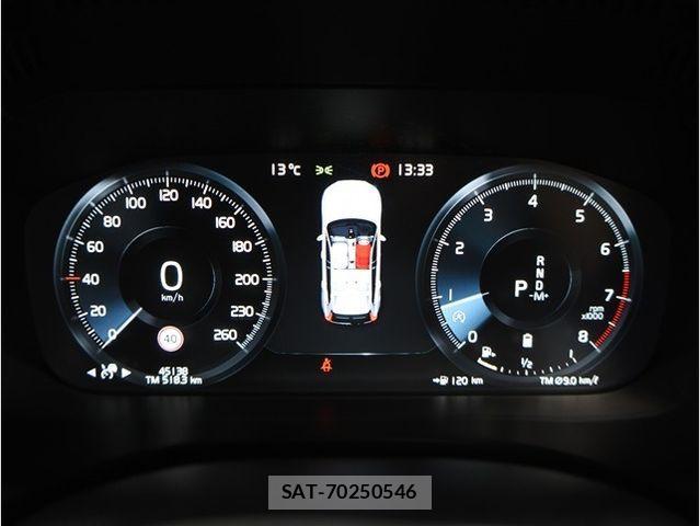 Volvo XC60 2021-06 4424874-24