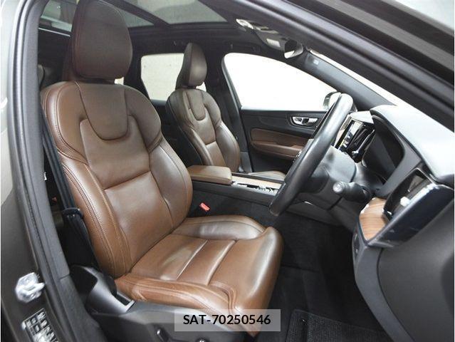 Volvo XC60 2021-06 4424874-3