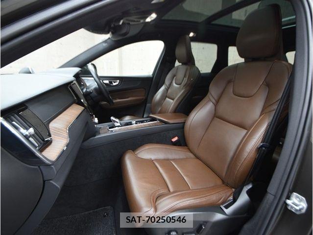 Volvo XC60 2021-06 4424874-4
