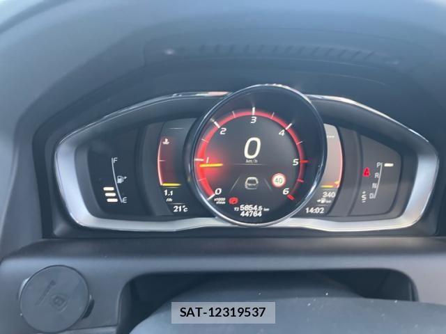 Volvo XC60 2016-11 4604173-14
