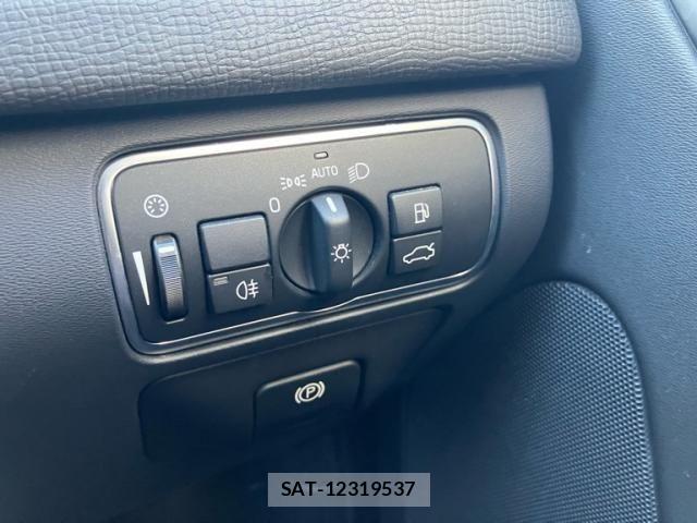 Volvo XC60 2016-11 4604173-19