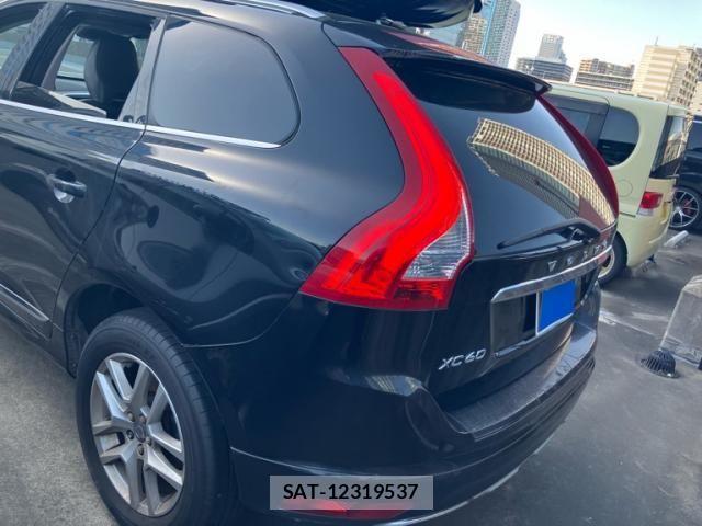 Volvo XC60 2016-11 4604173-4