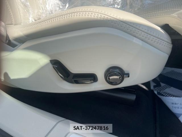 Volvo XC60 2020-09 4604164-12
