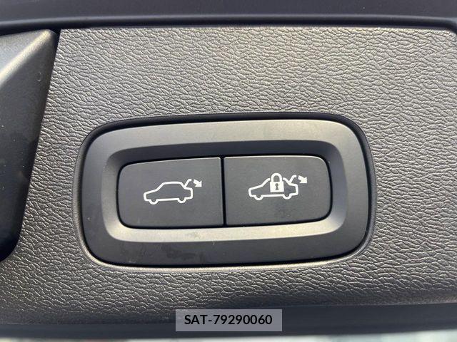 Volvo XC60 2017-12 4641508-9