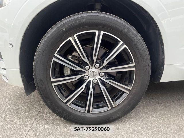 Volvo XC60 2017-12 4641508-14