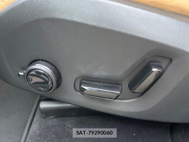 Volvo XC60 2017-12 4641508-8