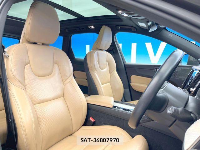 Volvo XC60 2018-12 4993439-8