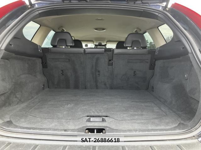 Volvo XC60 2012-03 4993456-12