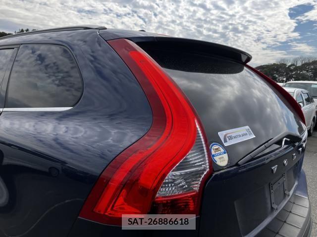 Volvo XC60 2012-03 4993456-18