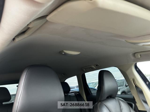 Volvo XC60 2012-03 4993456-20