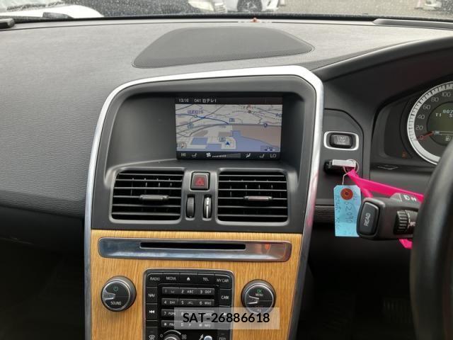 Volvo XC60 2012-03 4993456-22