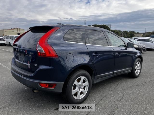 Volvo XC60 2012-03 4993456-5