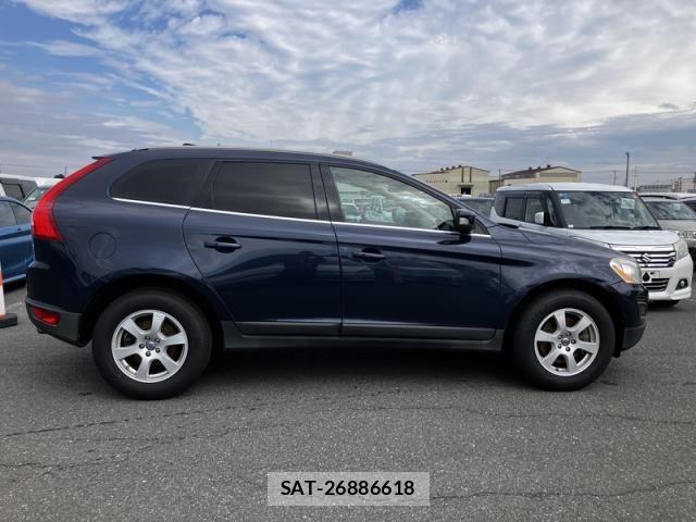 Volvo XC60 2012-03 4993456-6