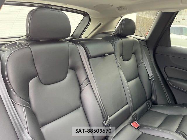 Volvo XC60 2025-07 4993420-12