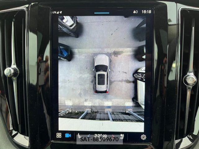 Volvo XC60 2025-07 4993420-7