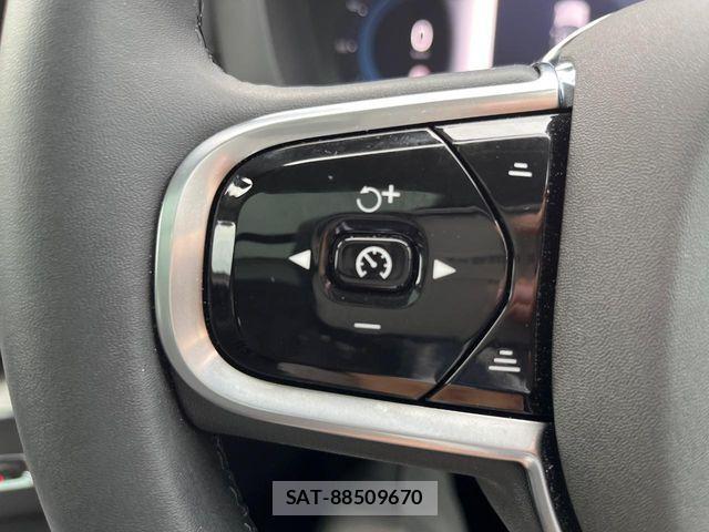 Volvo XC60 2025-07 4993420-8