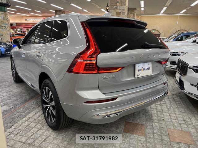 Volvo XC60 2025-06 6022548-10