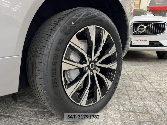 Volvo XC60 2025-06 6022548-11