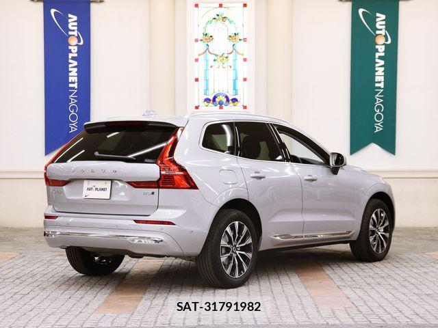 Volvo XC60 2025-06 6022548-2