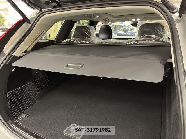 Volvo XC60 2025-06 6022548-6