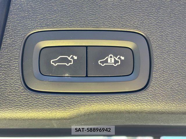 Volvo XC60 2021-03 6022554-10