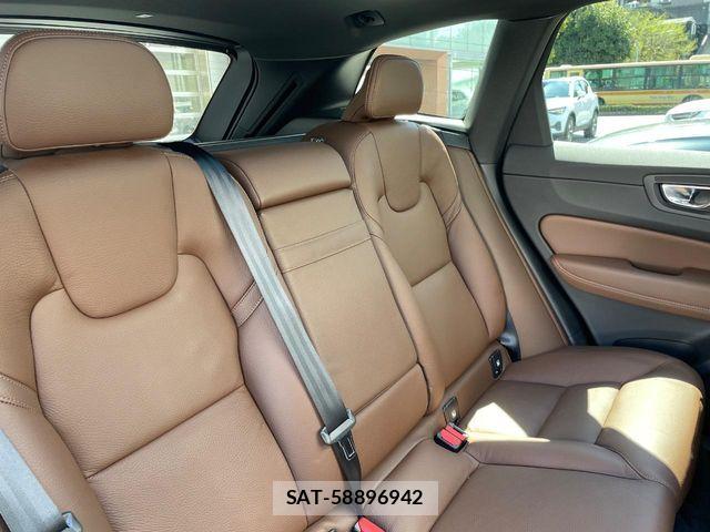 Volvo XC60 2021-03 6022554-12