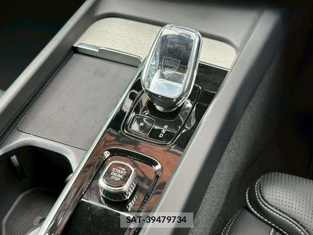 Volvo XC60 2025-06 6022551-9