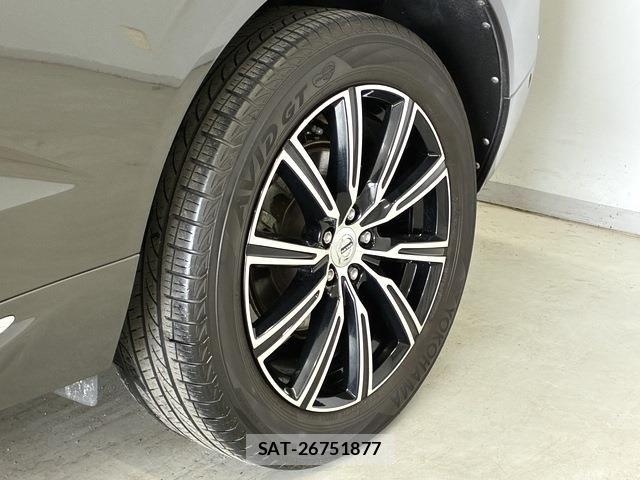 Volvo XC60 2017-12 6220971-22
