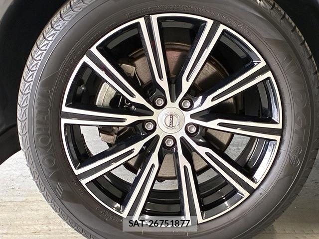 Volvo XC60 2017-12 6220971-23