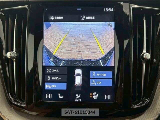 Volvo XC60 2020-03 6220969-3