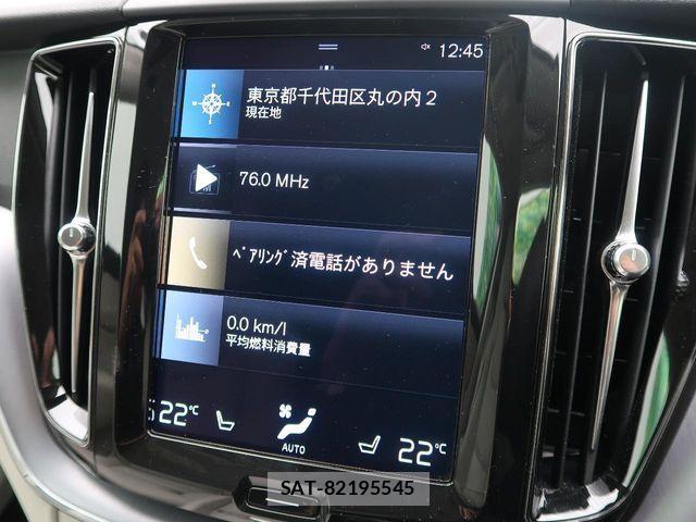 Volvo XC60 2021-02 6504618-4