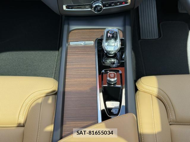 Volvo XC60 2022-09 6547276-12