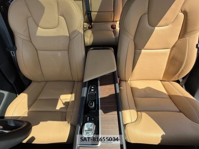 Volvo XC60 2022-09 6547276-5