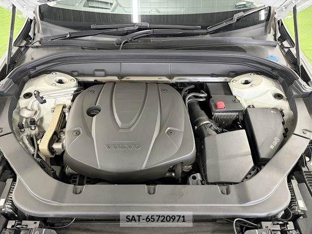 Volvo XC60 2018-07 6547277-11