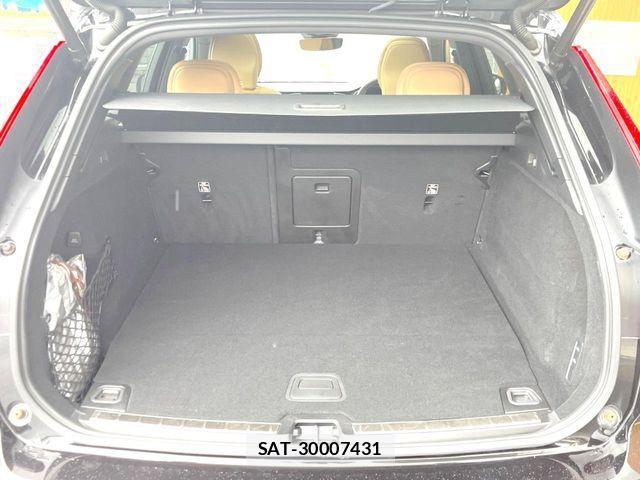 Volvo XC60 2022-04 6615536-19