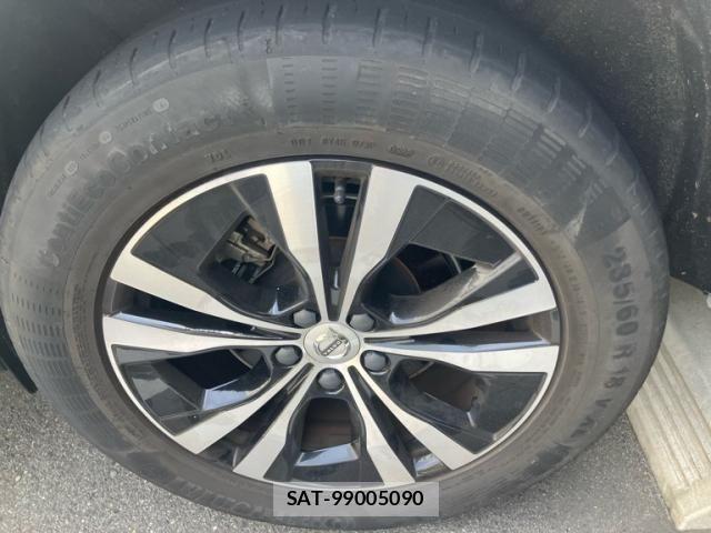 Volvo XC60 2022-05 6615539-9