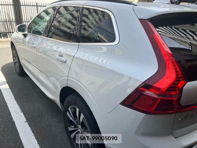 Volvo XC60 2022-05 6615539-7